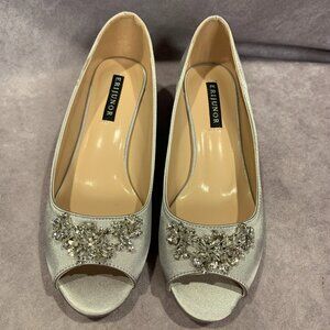 Erijunor Peep Toe, Rhinestone Kitten Heels NWOT